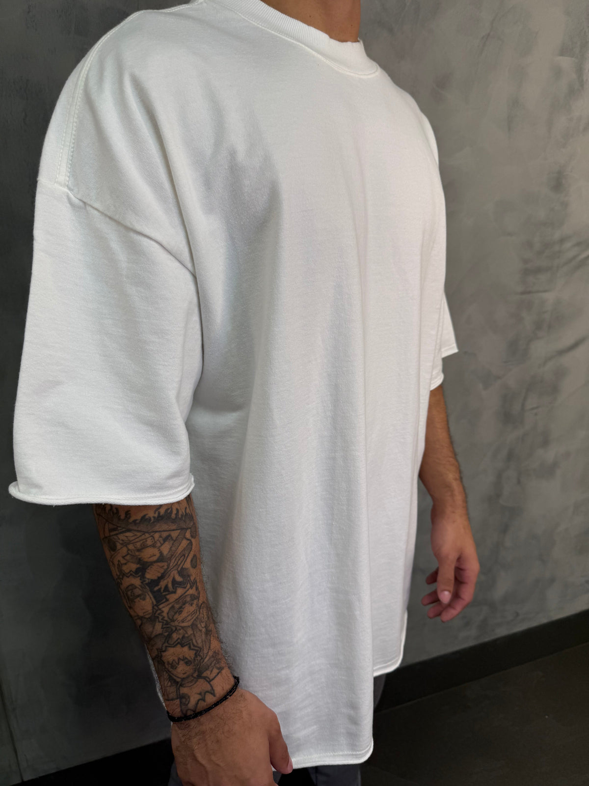 T-SHIRT BOX OVERSIZED MINIMAL EASY BOOQ