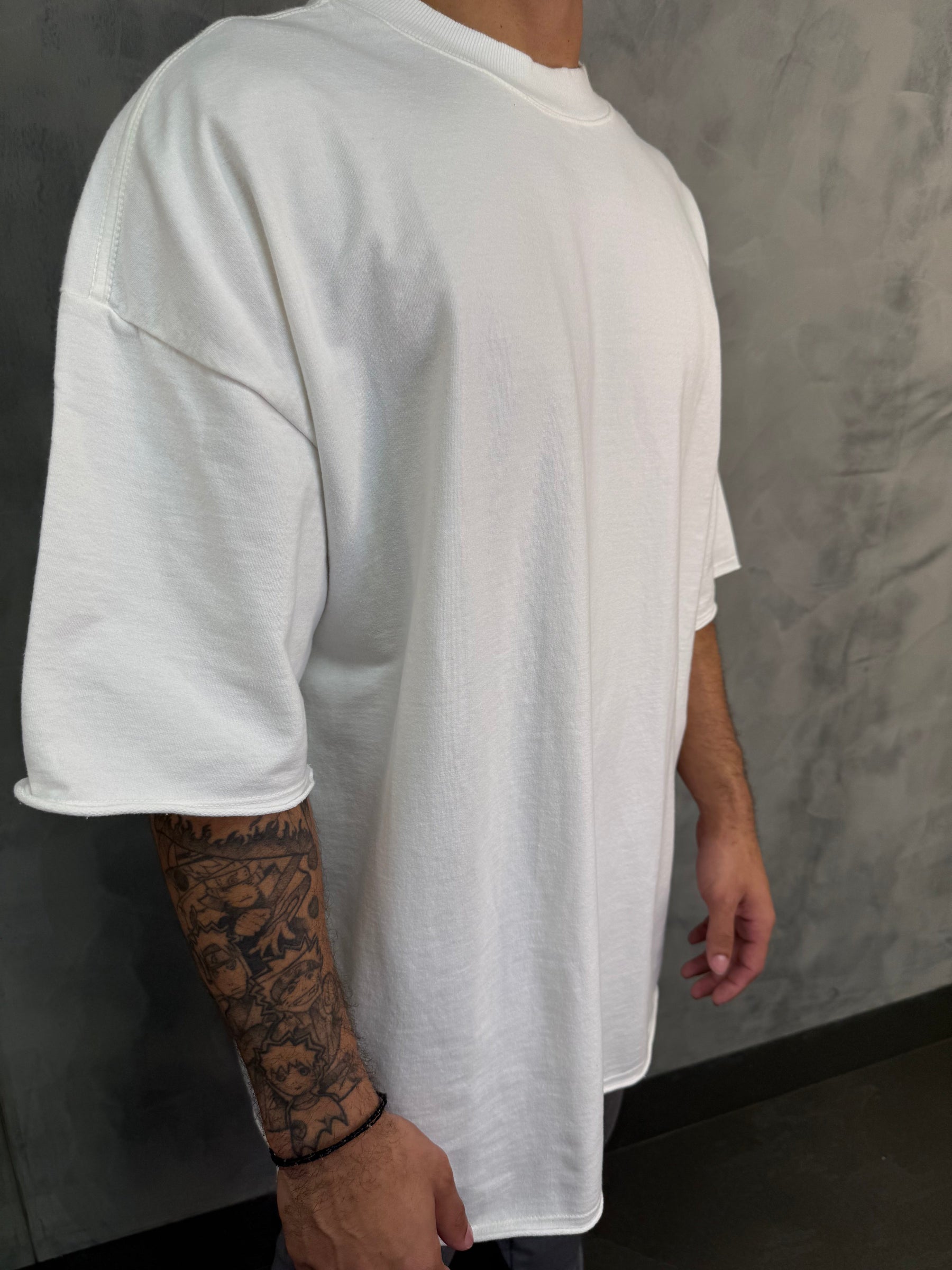 T-SHIRT BOX OVERSIZED MINIMAL EASY BOOQ