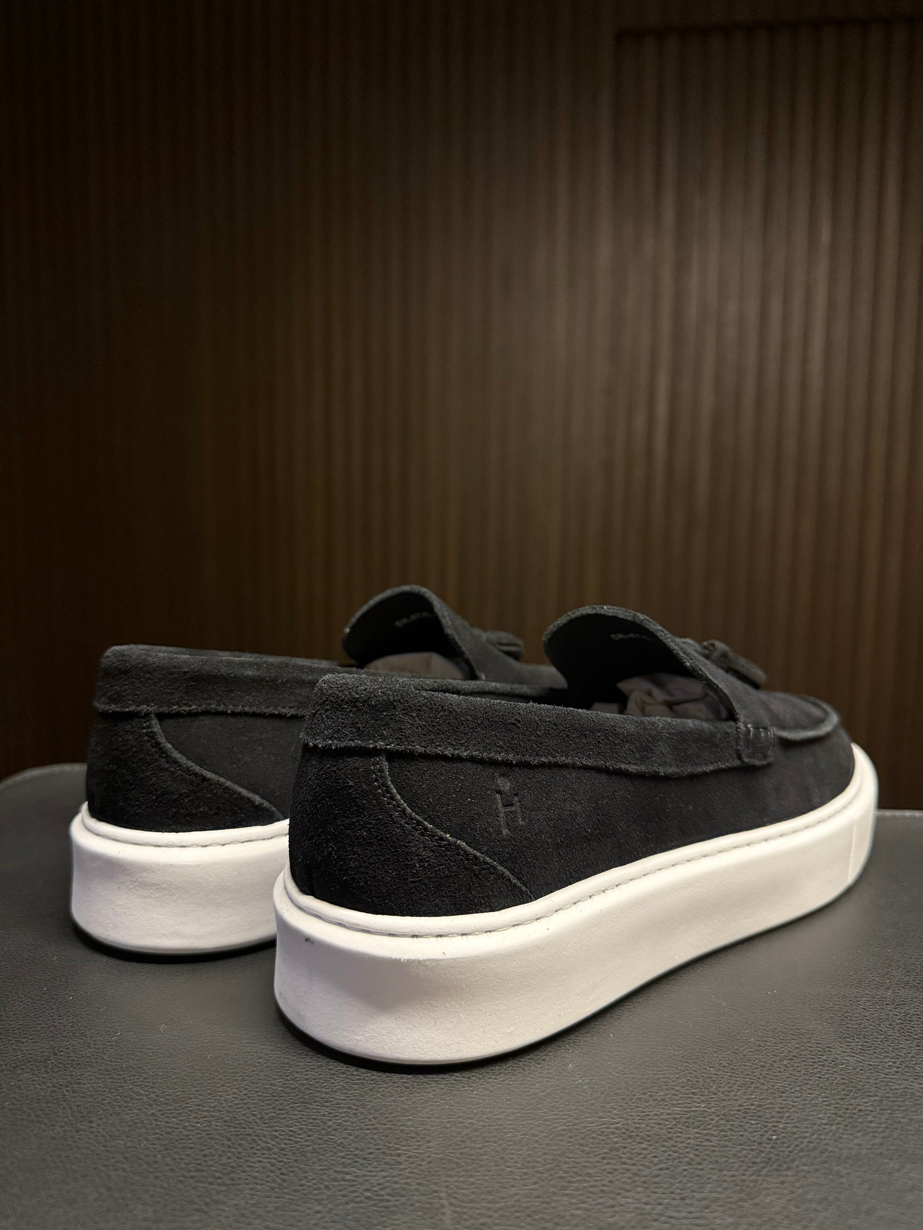SLIP ON URBAN TASSEL PONTO H PRETO