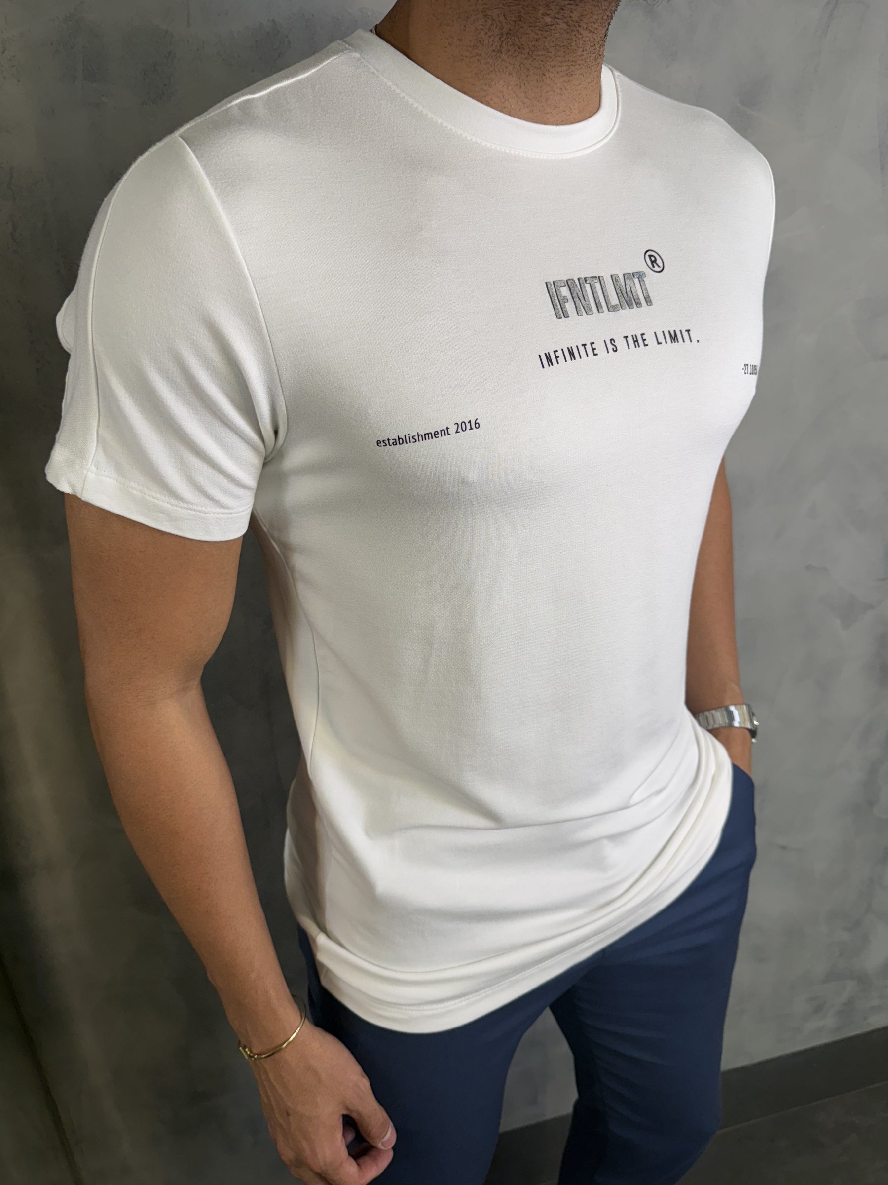 T-SHIRT CLASSIC IFNT VISION BOOQ